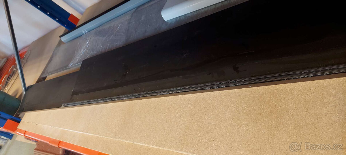 Parapet - Venkovní hliníkový eloxovaný - 2300x200x1,4mm