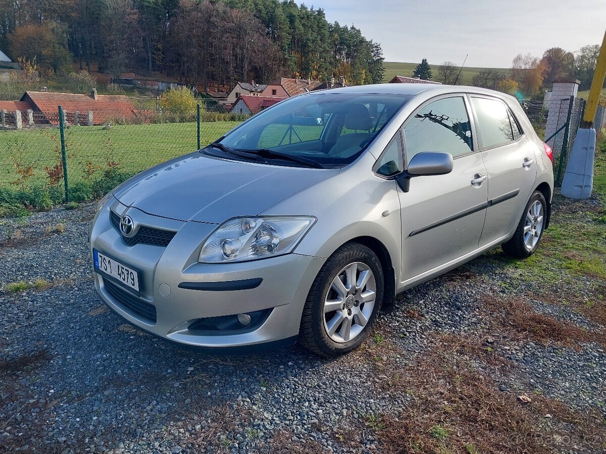 Toyota Auris 1.6