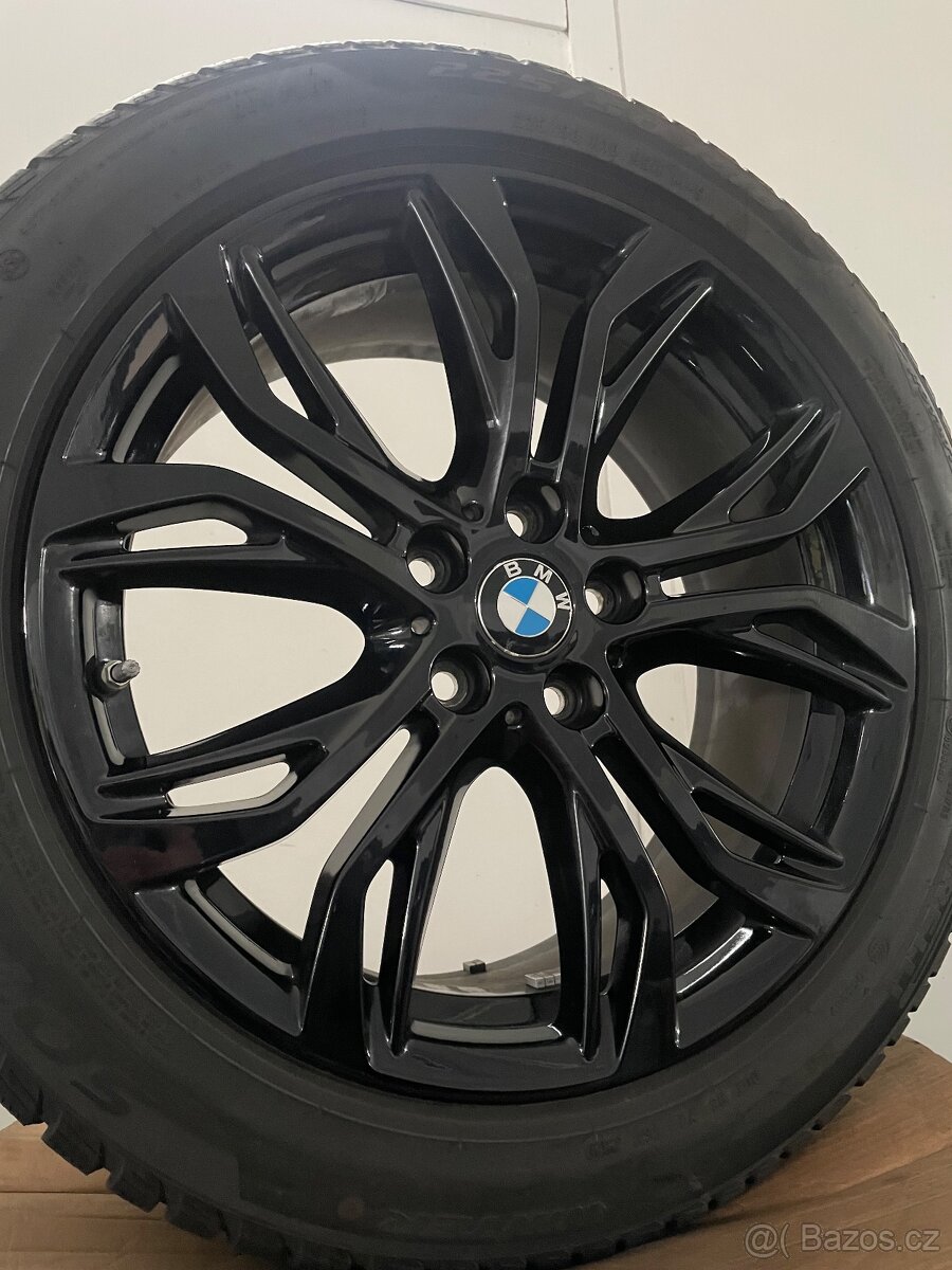 Orig zimní BMW X1 F48 X2 F39 style 566 + 225/50/18