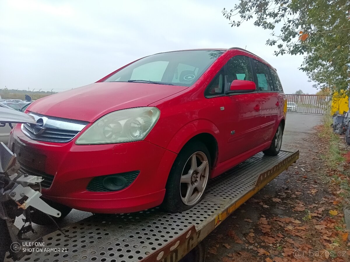 Opel Zafira b1.9 110 kW rok 2010 OPC