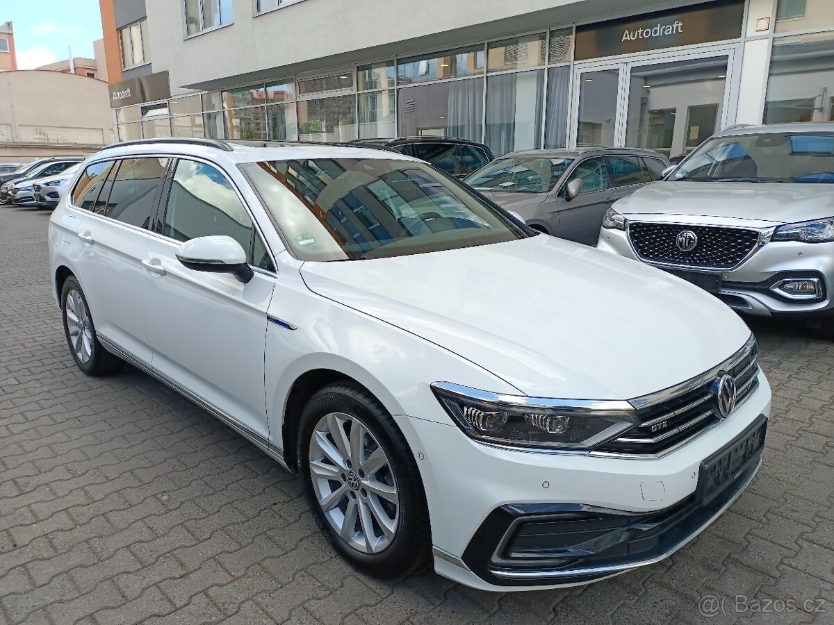 VW Passat B8 GTE Variant 1.4eTSI 160kW DSG R-Line Webasto