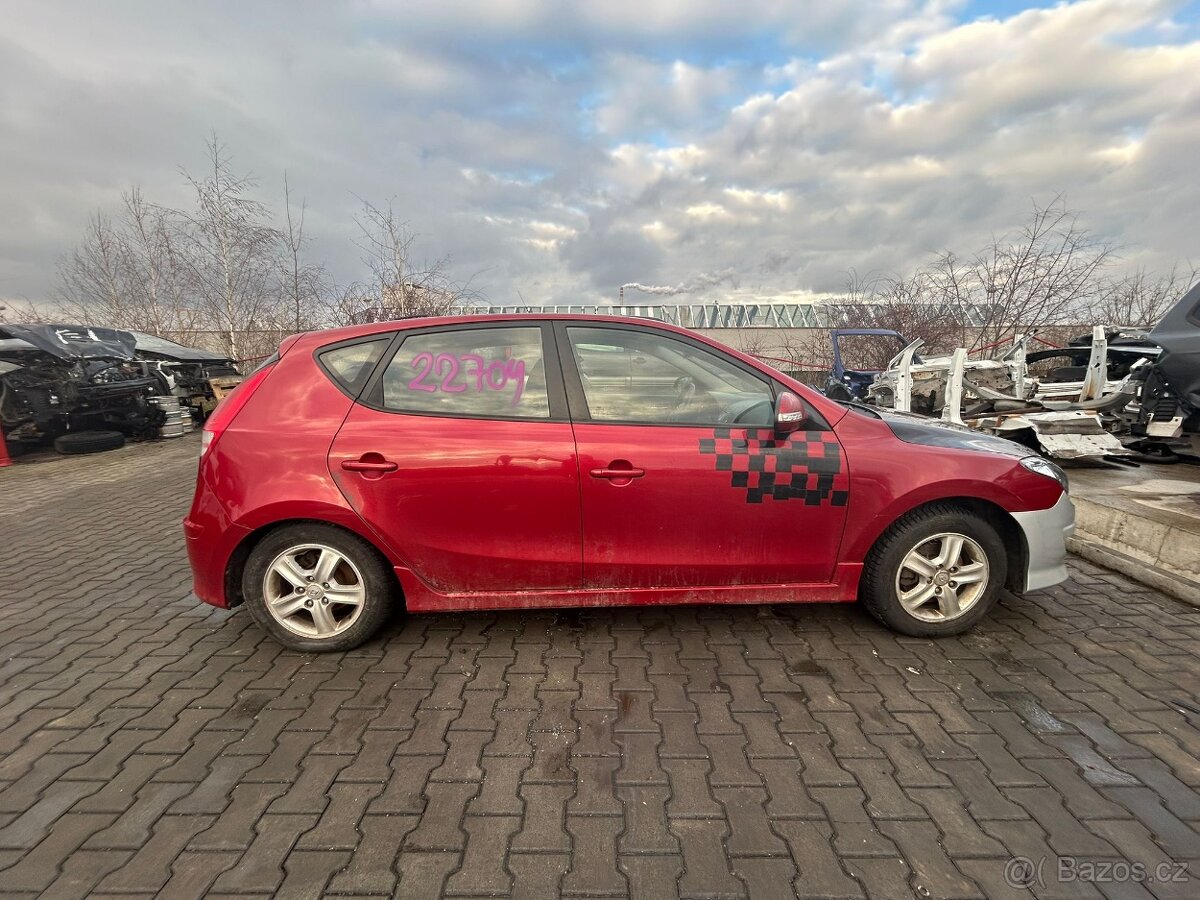 Hyundai i30 č. 22704