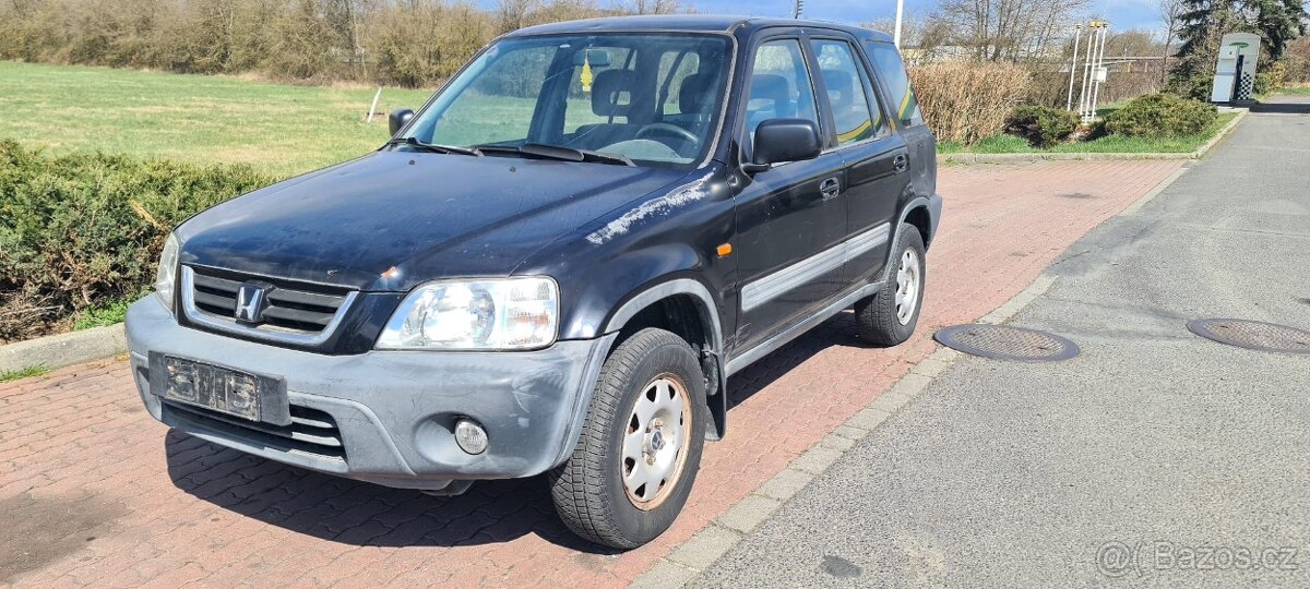 Honda CR-V 2,0i 4x4,r.v.2000.bez koroze.