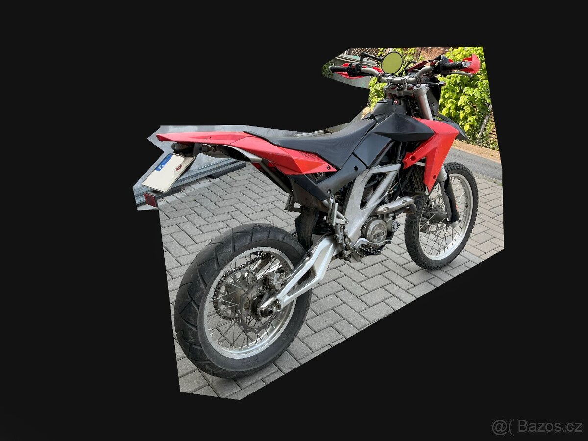 Aprilia RXV 450/ na opravu , na díly