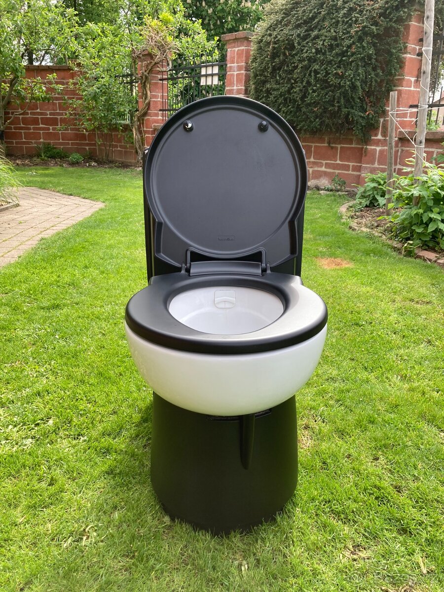 Kazetové chemické WC Thetford