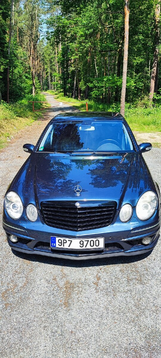 Mercedes Benz W211E270