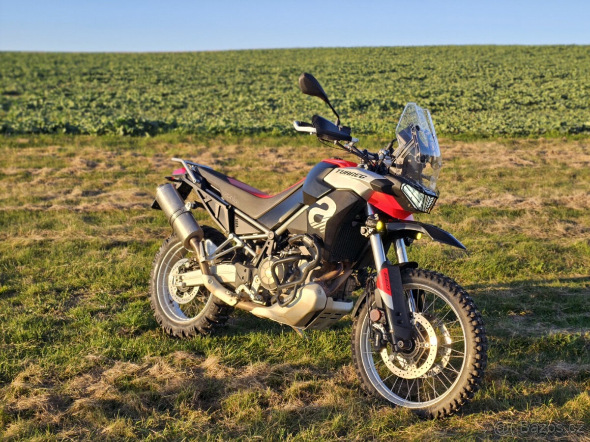 Držák pro vysoký blatník Aprilia Tuareg 660