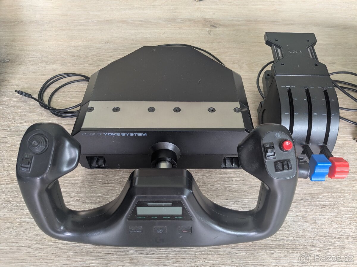Logitech G Saitek Pro Flight Yoke + Rudder