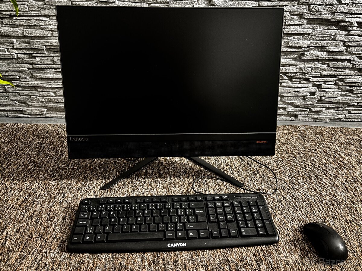 All-in-one počítač Lenovo Ideacentre 23" 512SSD/12GB RAM