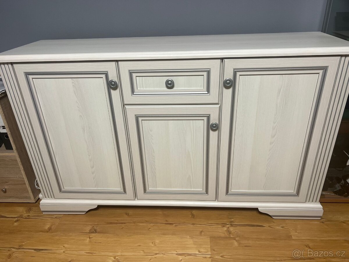 Komoda bílá