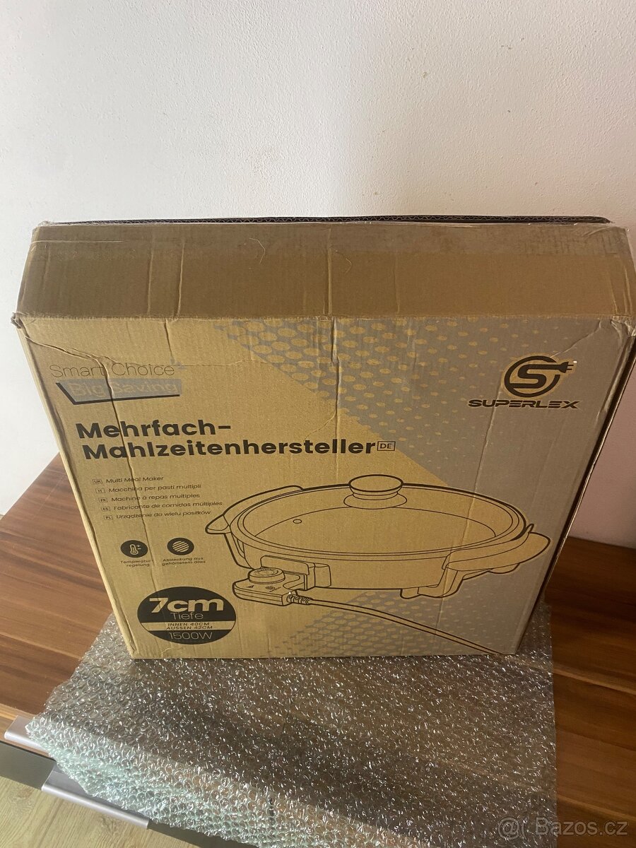 Multifunkční elektrická pánev