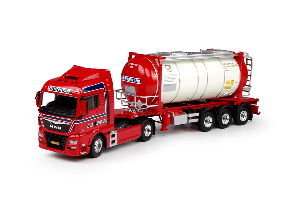MAN TGX Euro 6 XLX , LS Intertank, DK / Slovakia, TEKNO 1:50