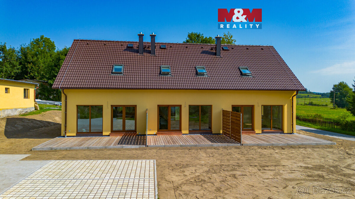 Prodej nájemního domu, 249 m², Černá v Pošumaví, ul. Bližná