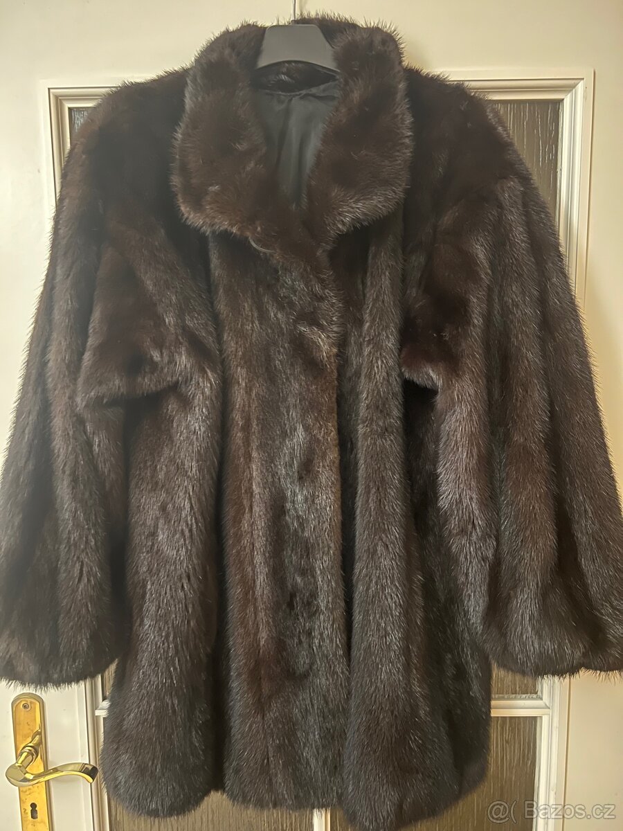 Kožich celokožený norkový kožich, černý diamant