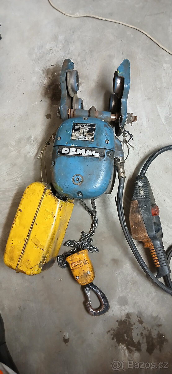 elektrický řetězový zvedák Demag
