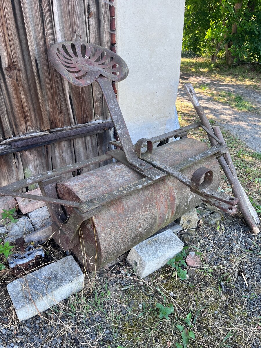 Staré zemědělské stroje