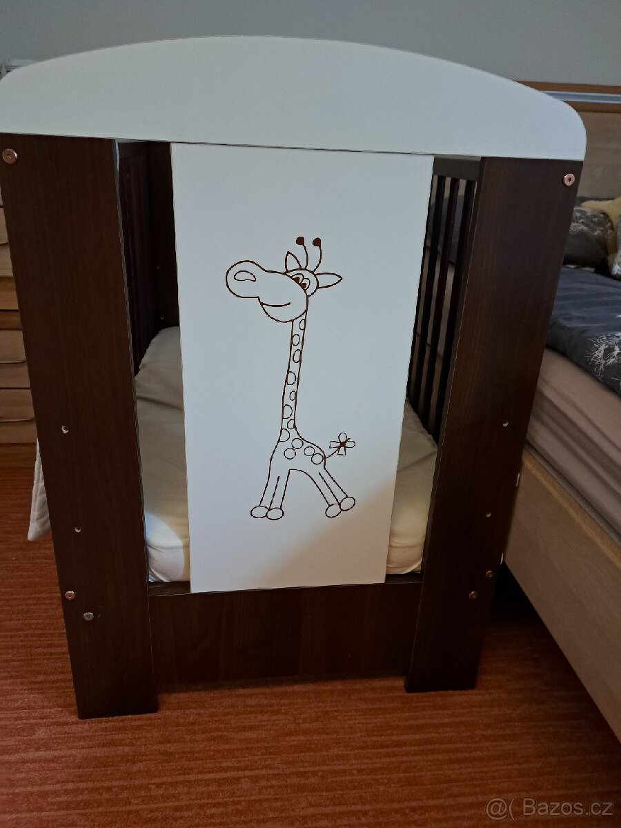 Dětská postýlka Klups se žirafou
