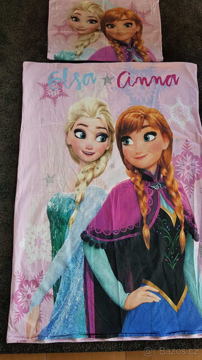 Dětské povlečení Frozen s Elzou a Annou