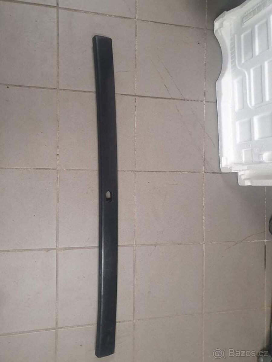 Nová lišta sklopných vrat Felicia Pickup