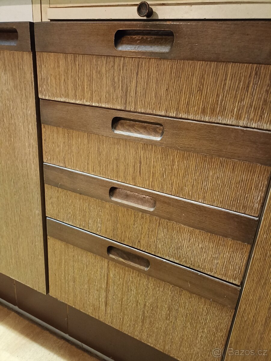 Koupím šuplík, čela zásuvek Aroma/Karamela