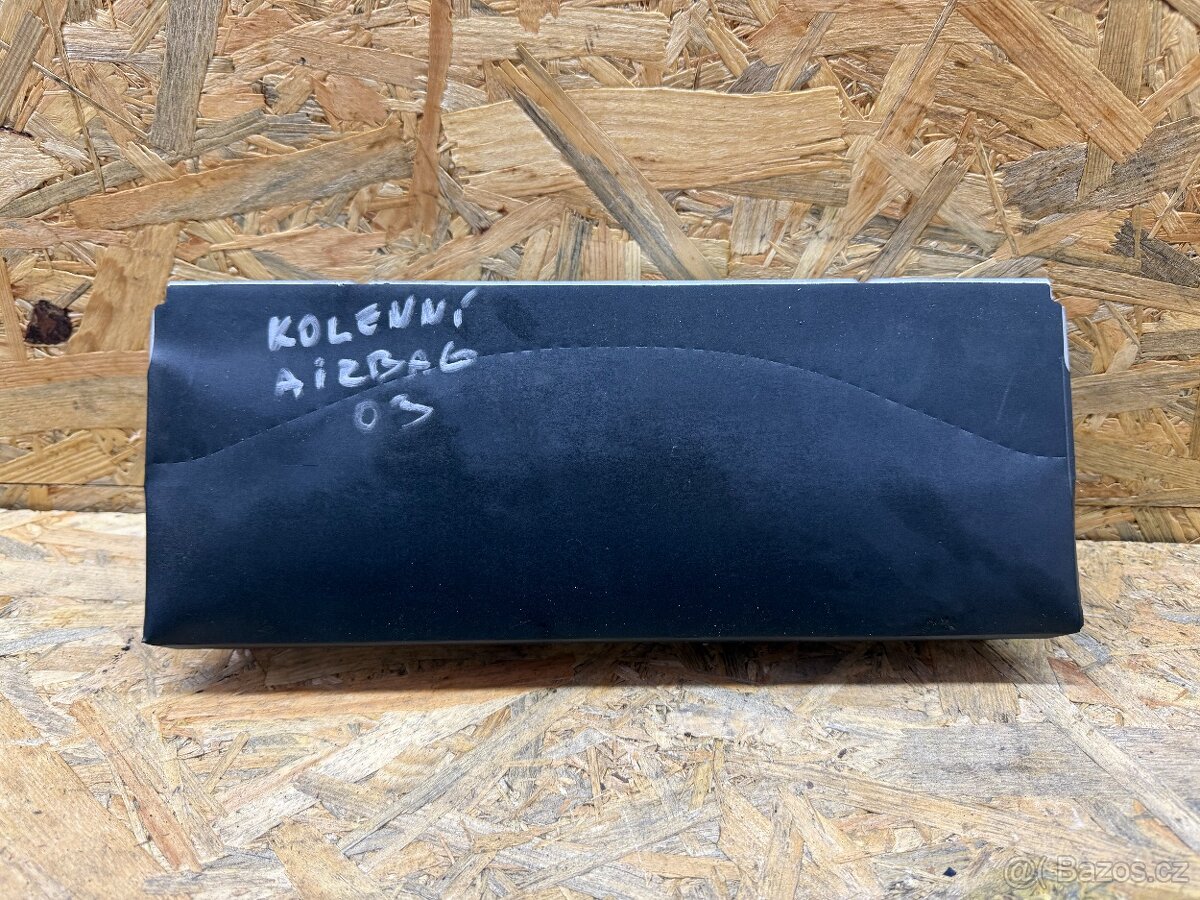 Kolenni airbag Skoda Octavia 3 2013-2017