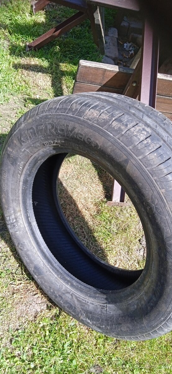 Letní pneu 195/65 r15 91T