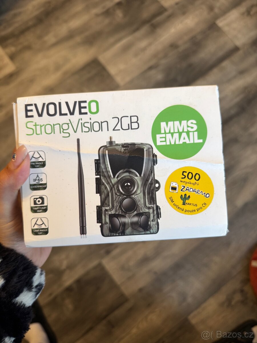 Fotopast Evolveo StrongVision 2GB + 8 GB SD