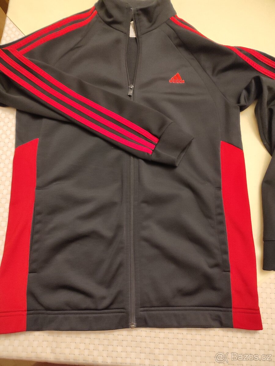Adidas- tepláková bunda