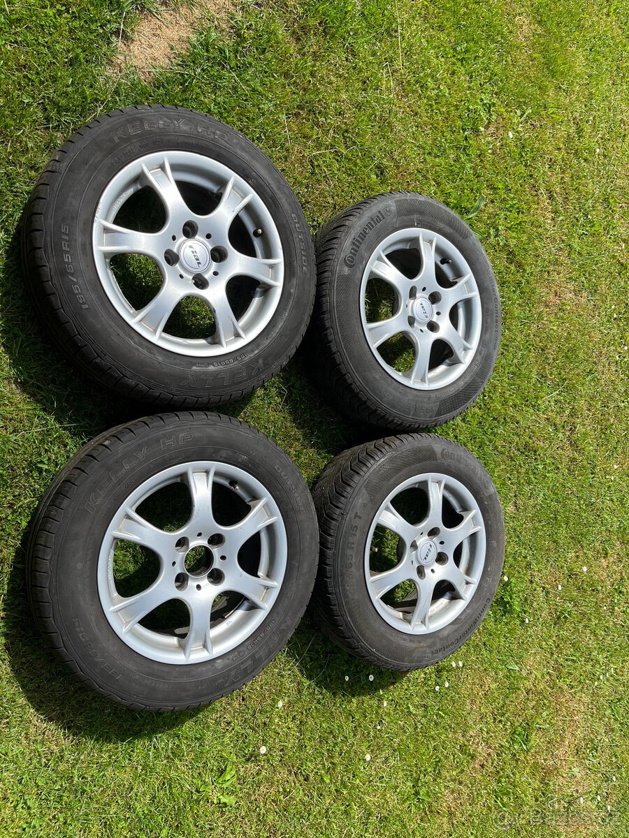 Ford Fiesta ALU Rial R15 4x108