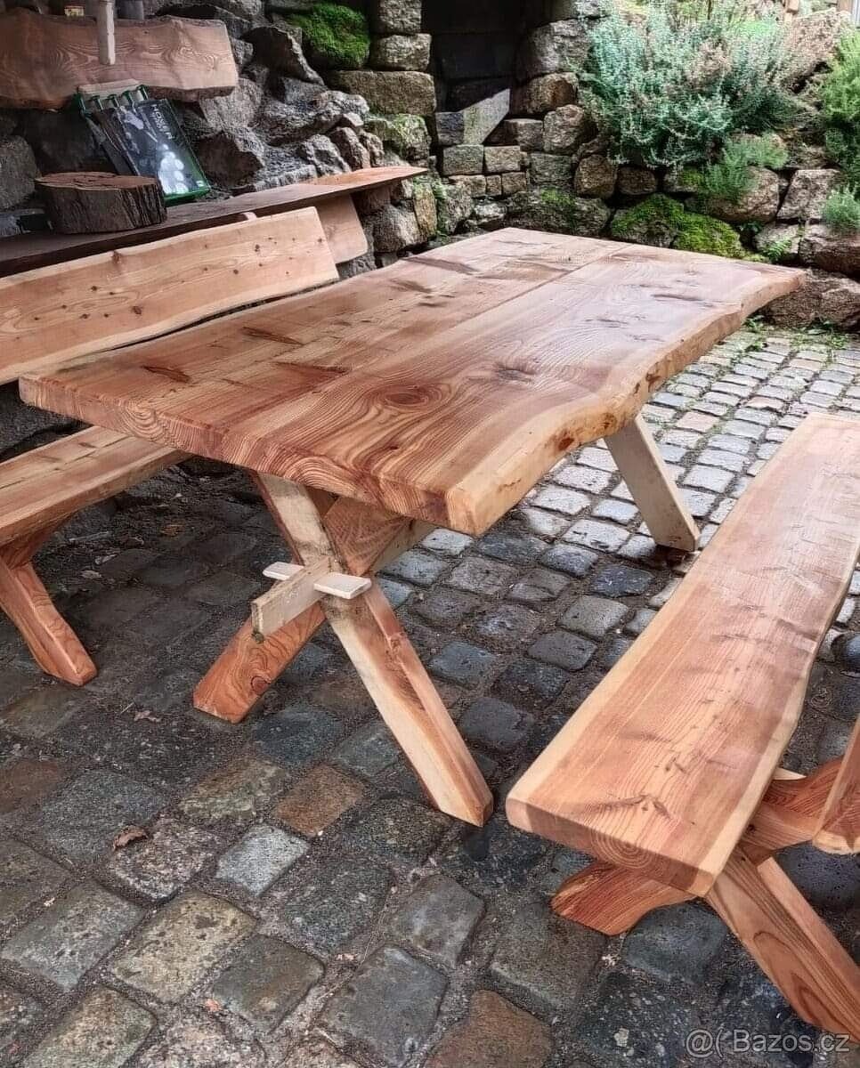 Zahradní nábytek z masivu