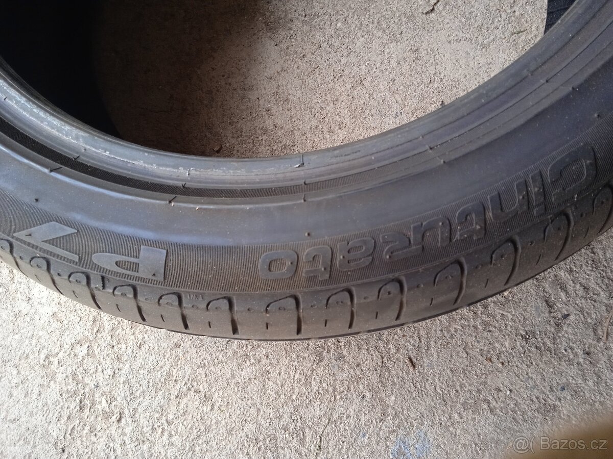 225/45 R17