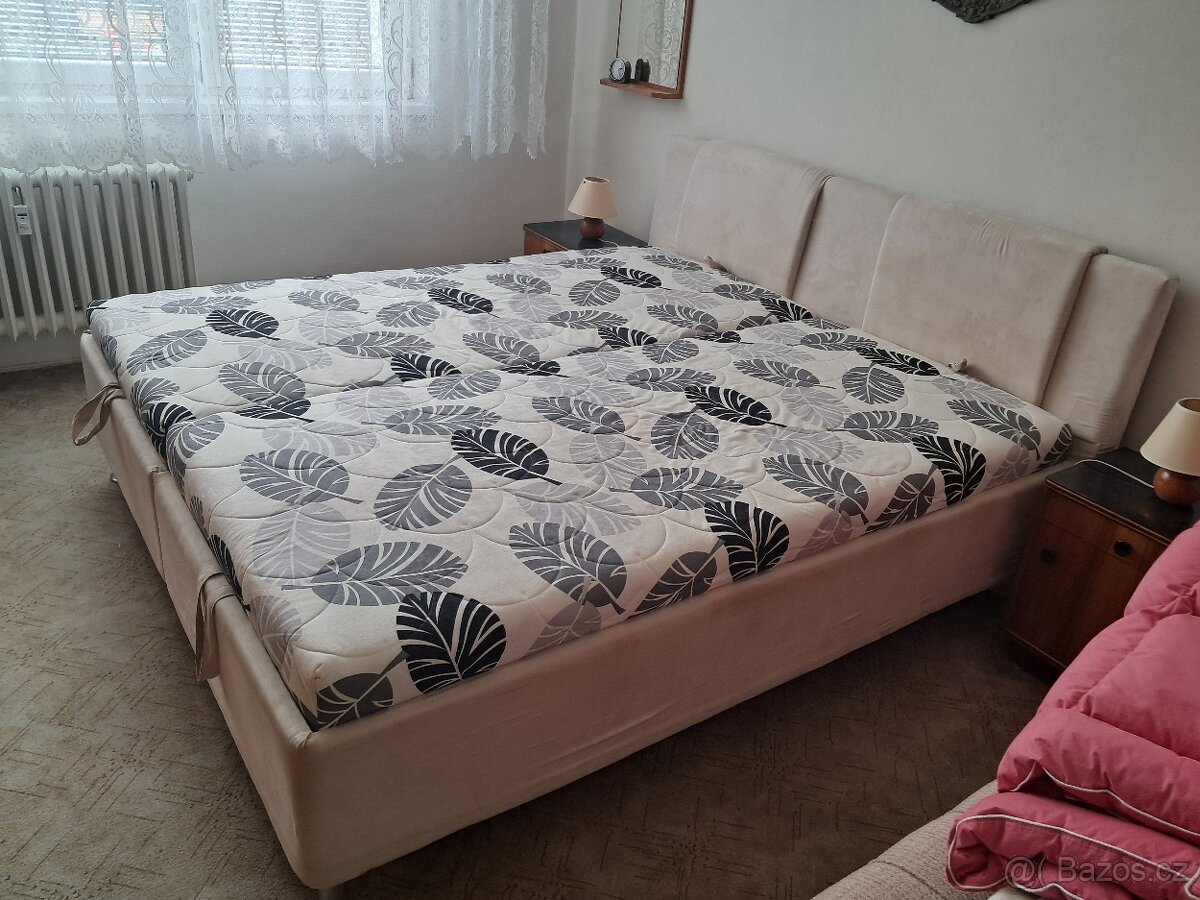 Postel 180x200 s úložným prostorem