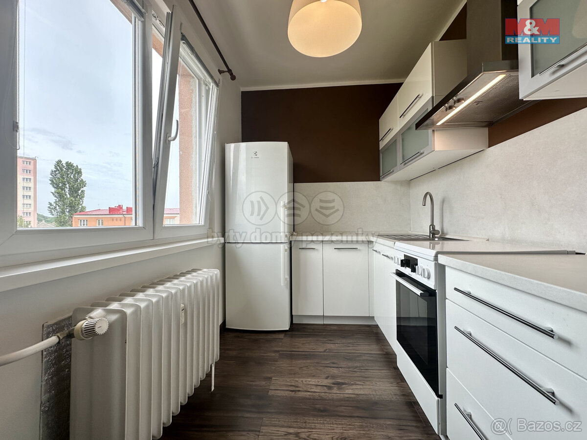 Pronájem bytu 2+1, 53 m², Kadaň, ul. Budovatelů