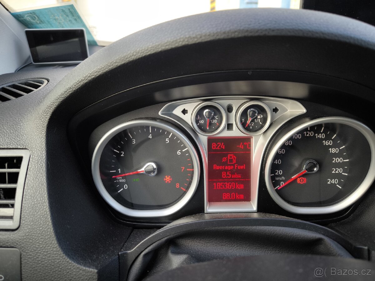 Ford Kuga 2.5 T 4X4 Individual. STK do 3/2027