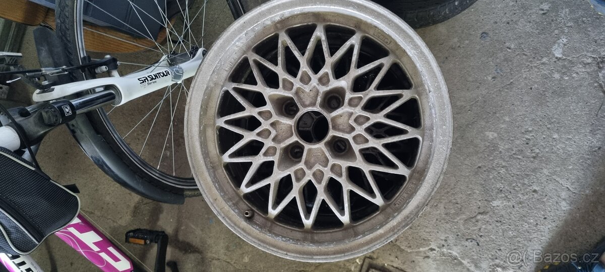 Exip r15 4x100