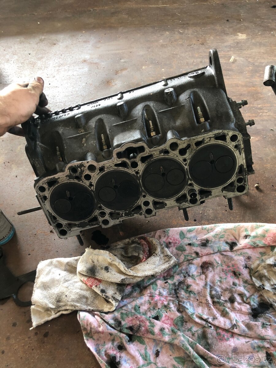 Hlava motoru 1.9 tdi