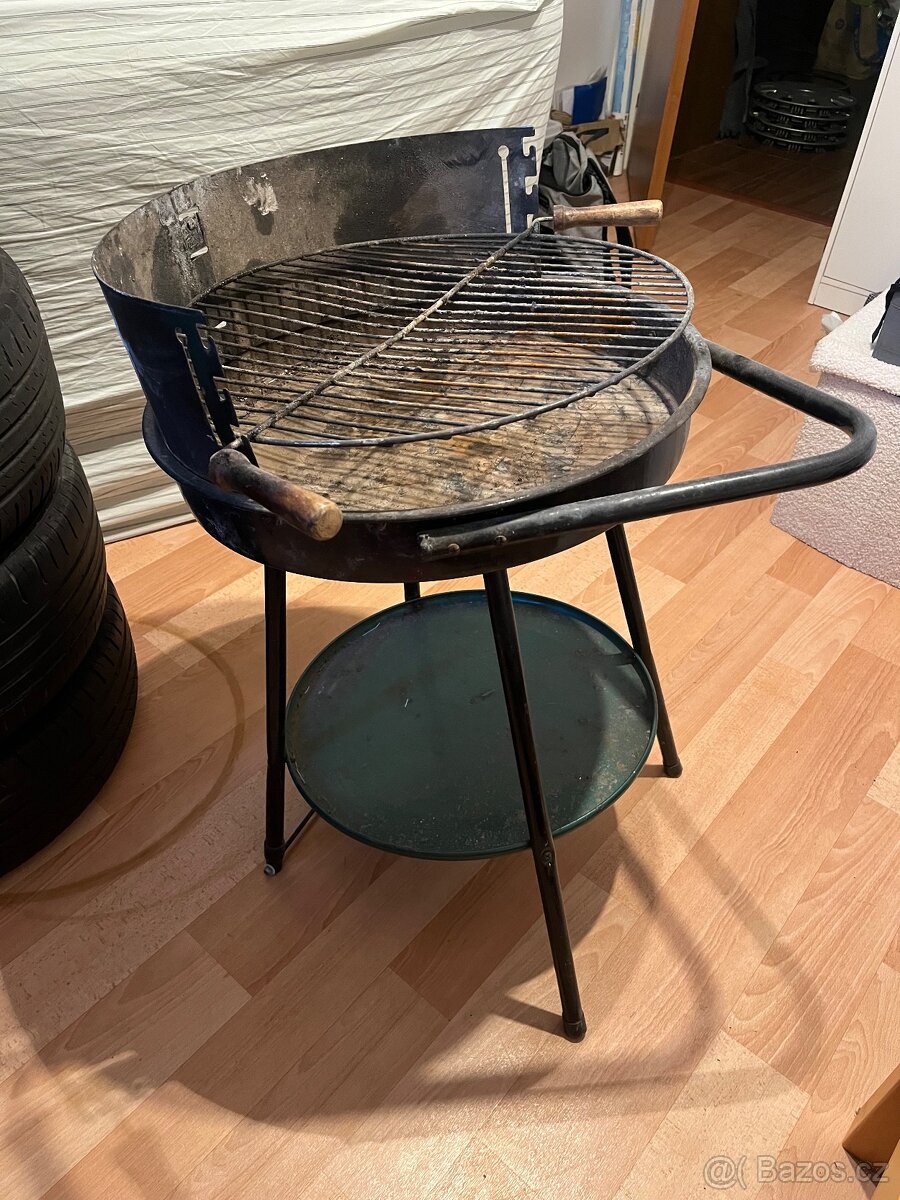 Grill zahradní