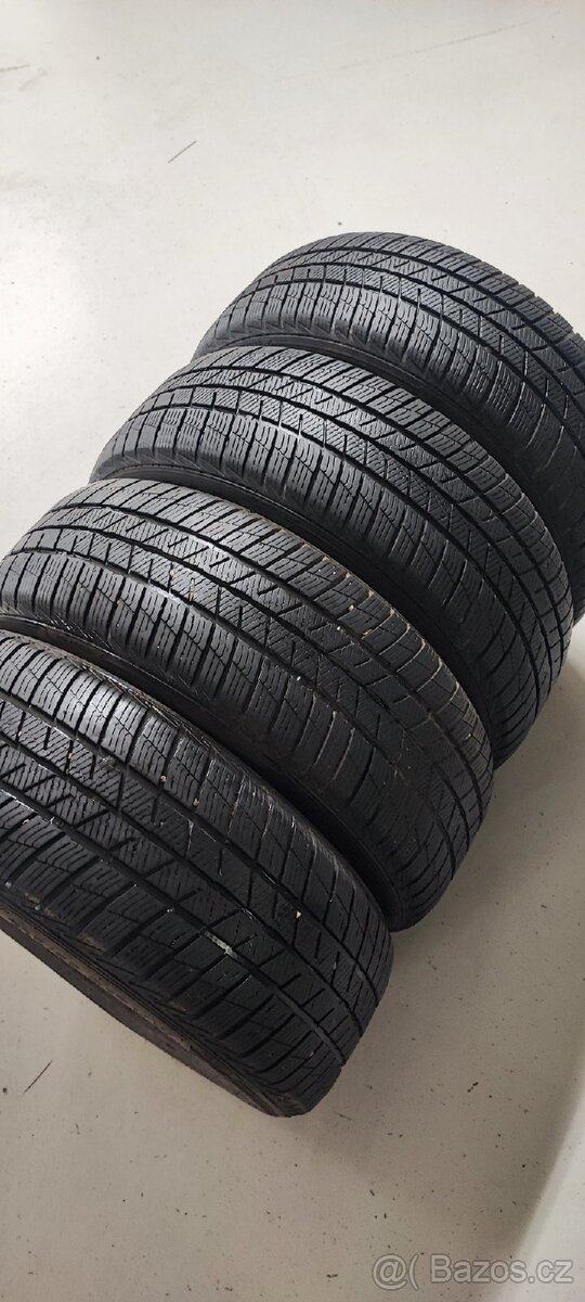 205/55/17 Barum Polaris5, DOT 4321, vz 6.3mm-6.0mm.