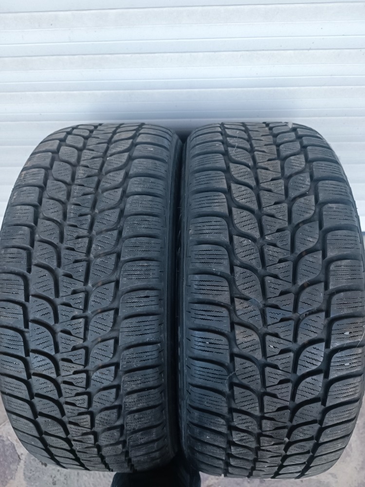 zimní pneu 245/45 R18 RFT