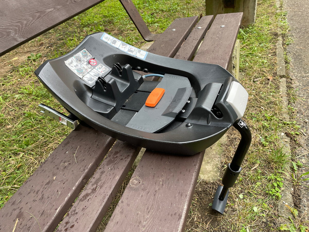 Cybex BASE 2-fix pro Aton