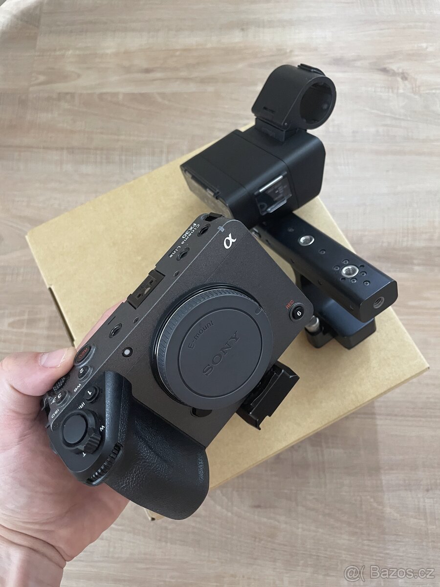Sony FX30 + XLR Handle (Cinema Line)