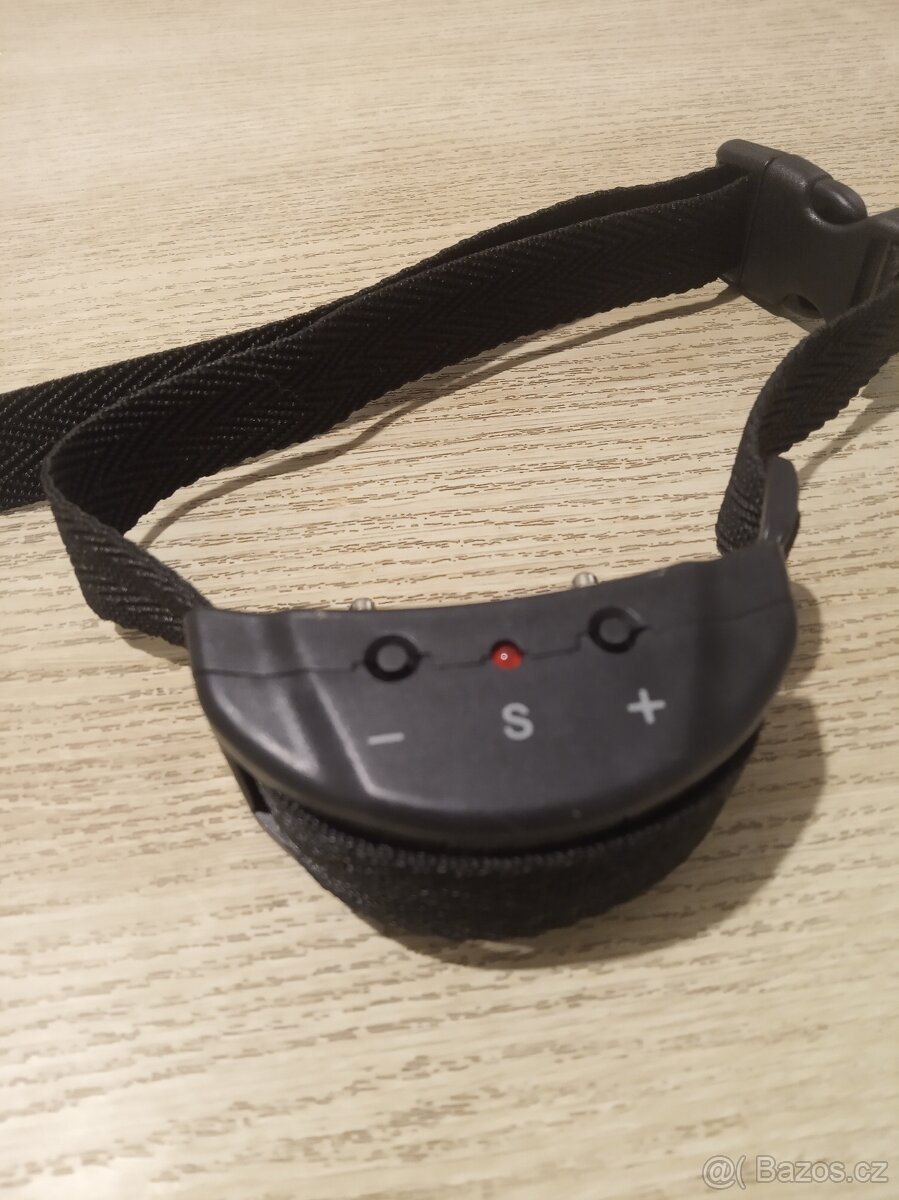 Protistekaci elektrický obojek