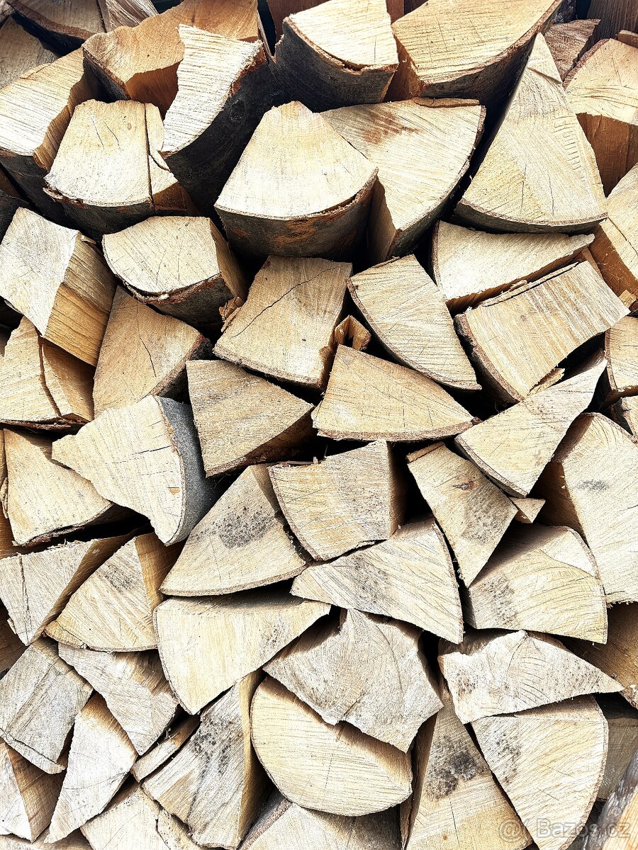 Palivové dřevo sušené, tvrdé