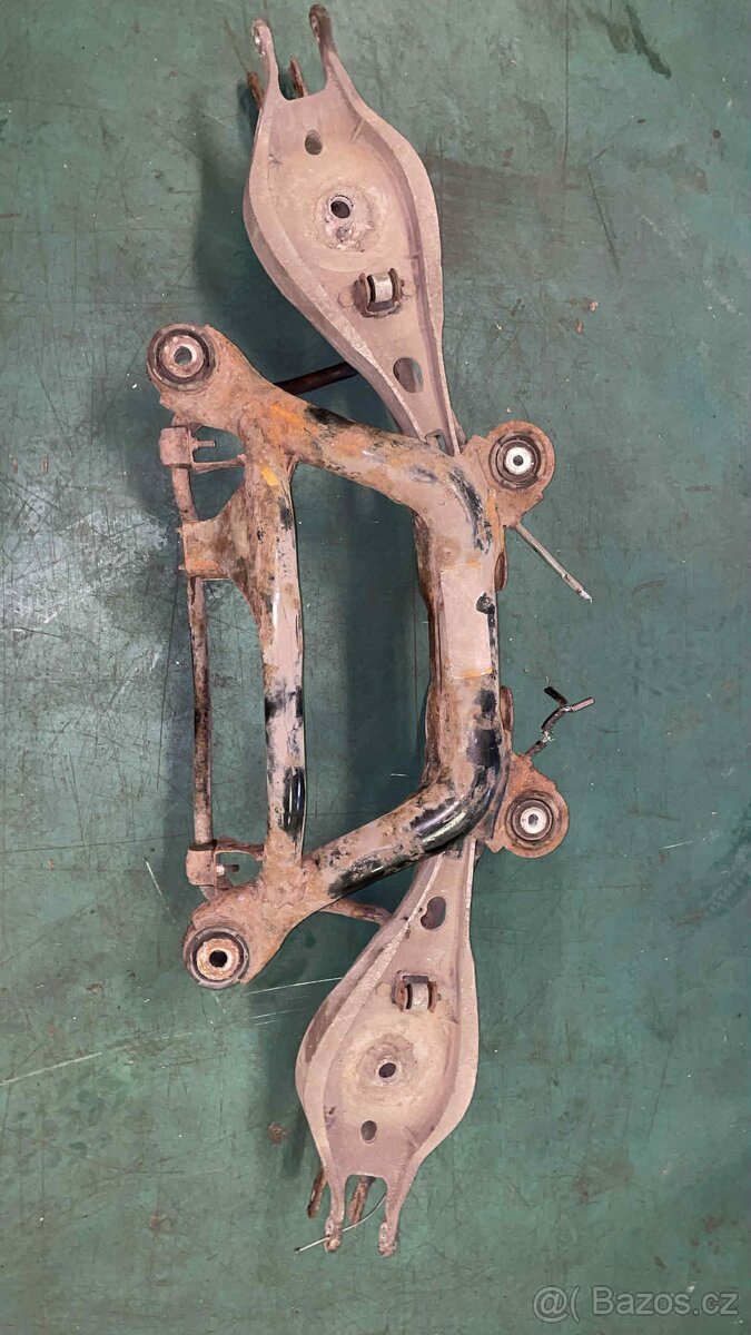 BMW E46 CABRIO ZADNÍ NÁPRAVA M54B30