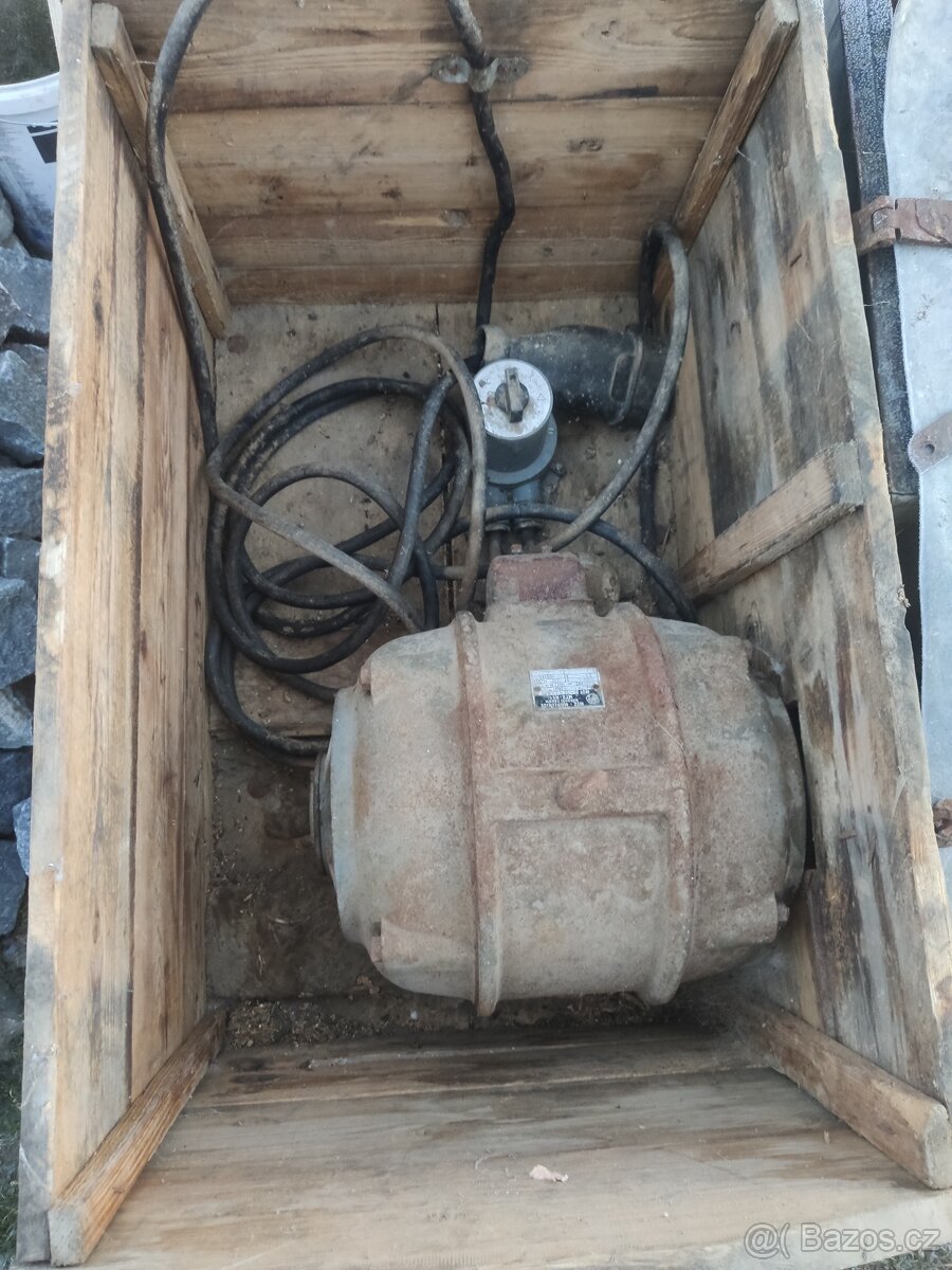 Elektromotor MEZ Mohelnice