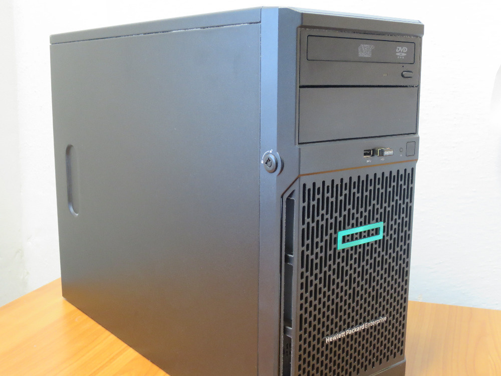 prodám server HP Hewlett-Packard