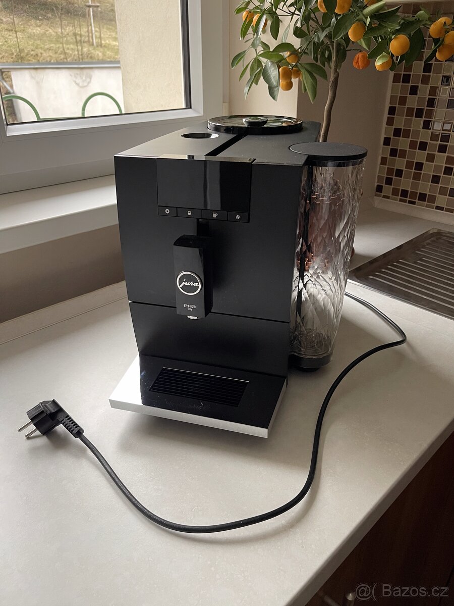JURA ENA 4 Full Metropolitan Black [záruka Alza.cz]