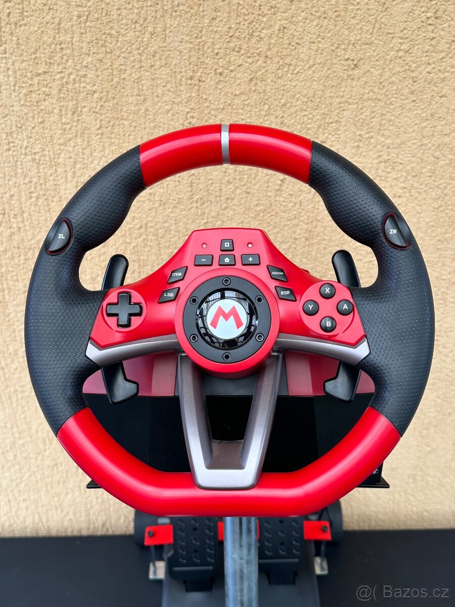 NINTENDO SWITCH-volant se stojanem