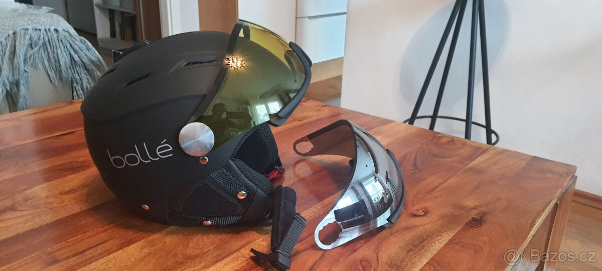 Lyžařská přilba Bolle Backline Visor "M"