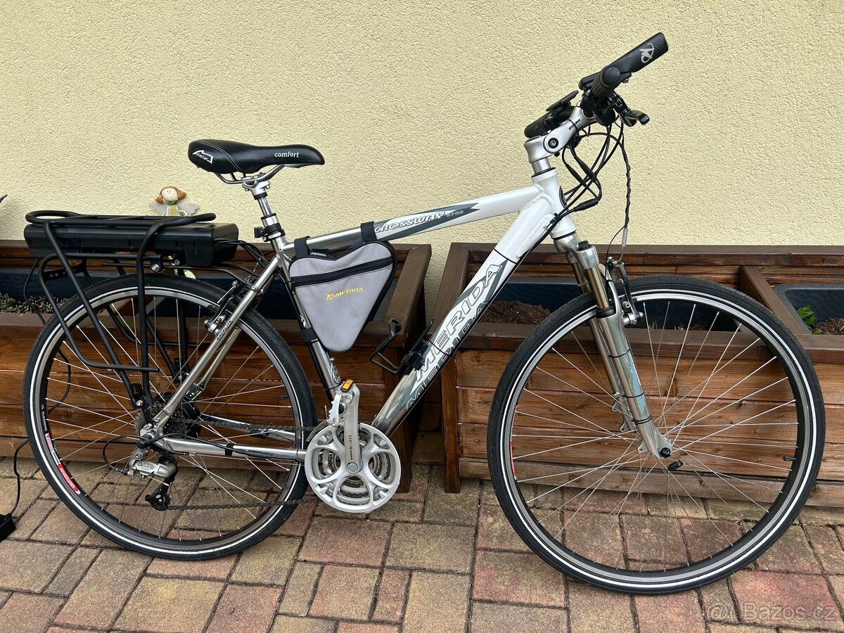 Elektrokolo Merida Crossway 8700